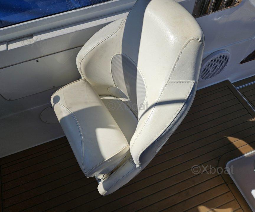 astillero rico Bayliner ciera costero