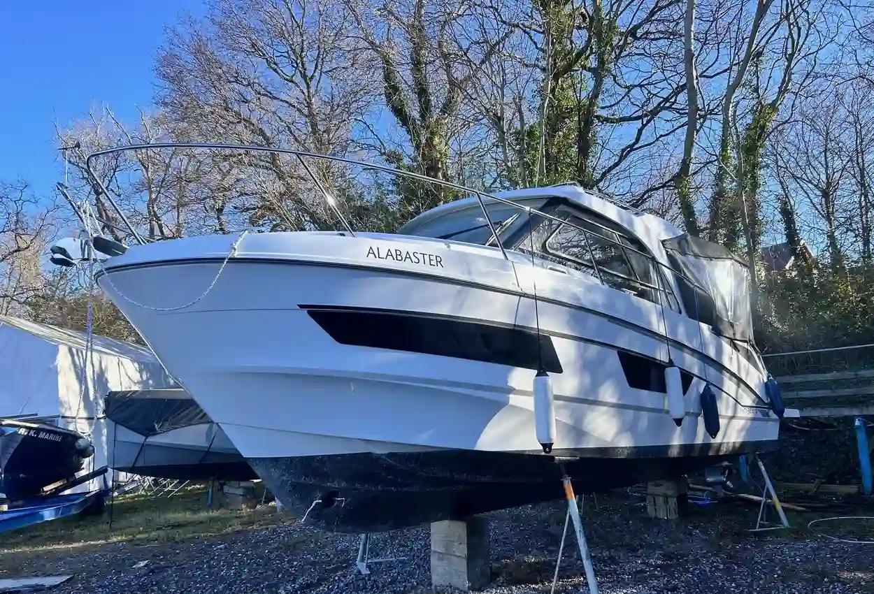 beneteau Antares 11 fly