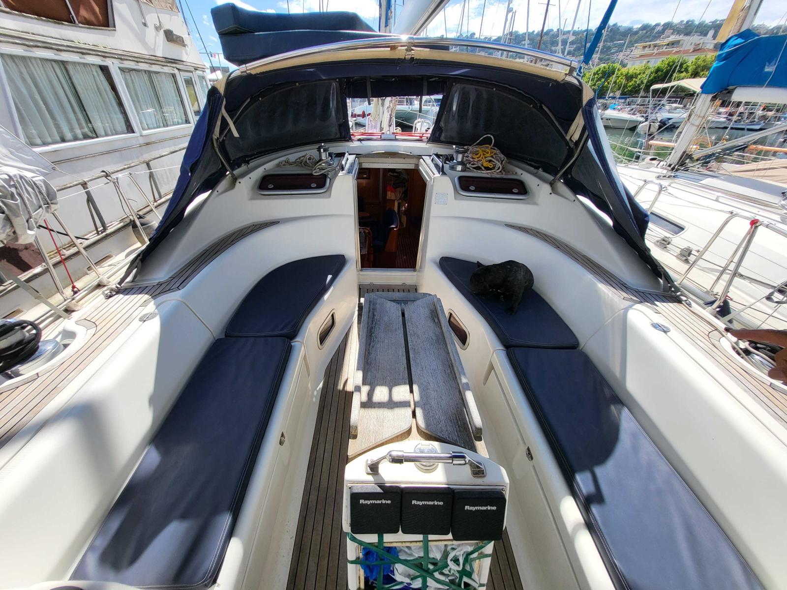 bavaria yachts Vision 44