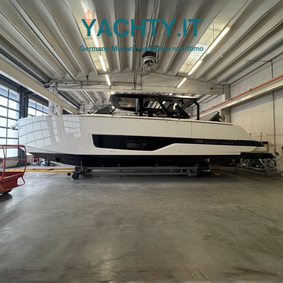 cranchi A46 luxury tender