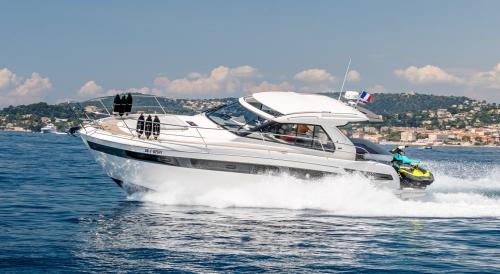Bavaria yachts 400 ht