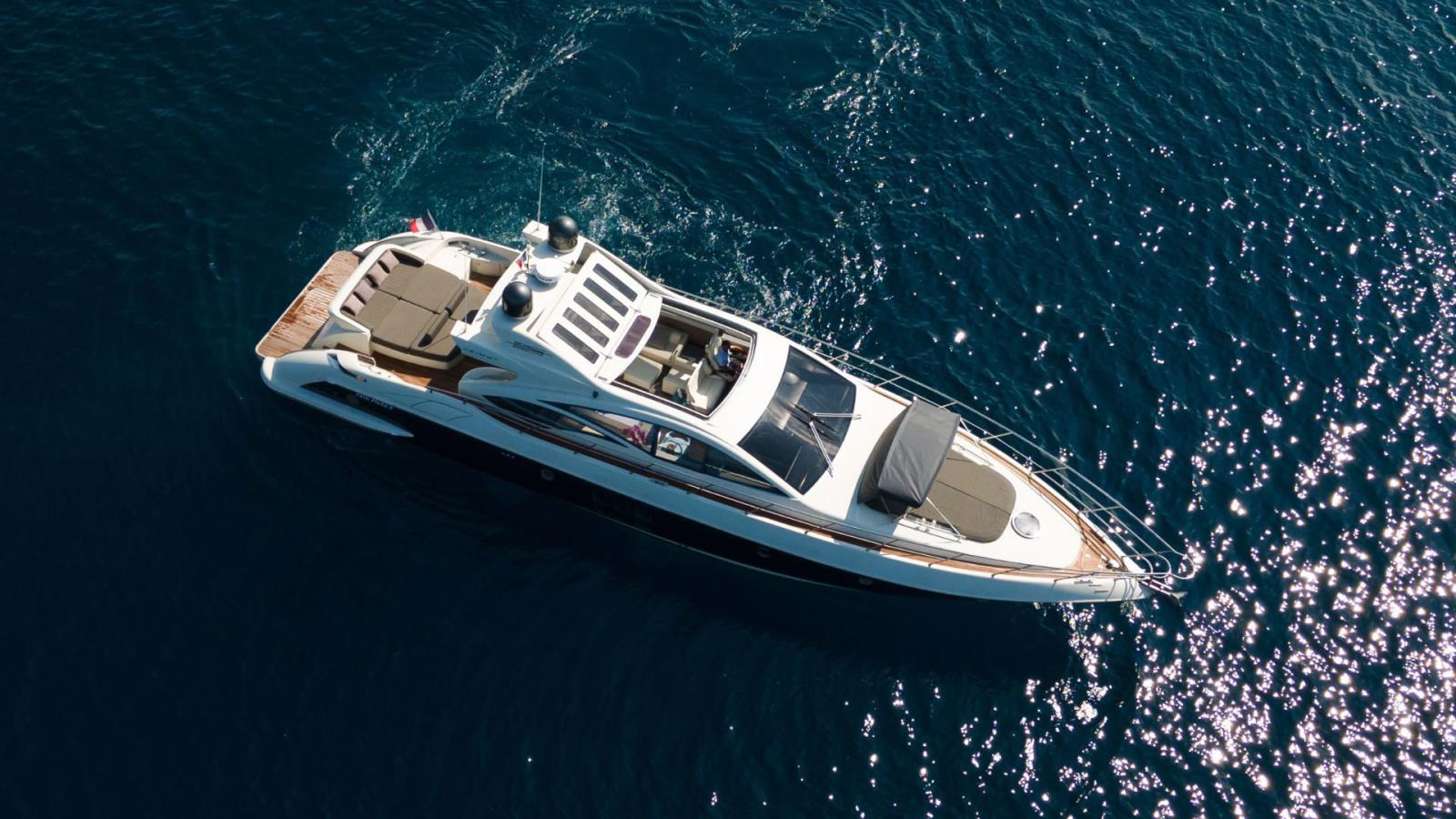 azimut 68 s