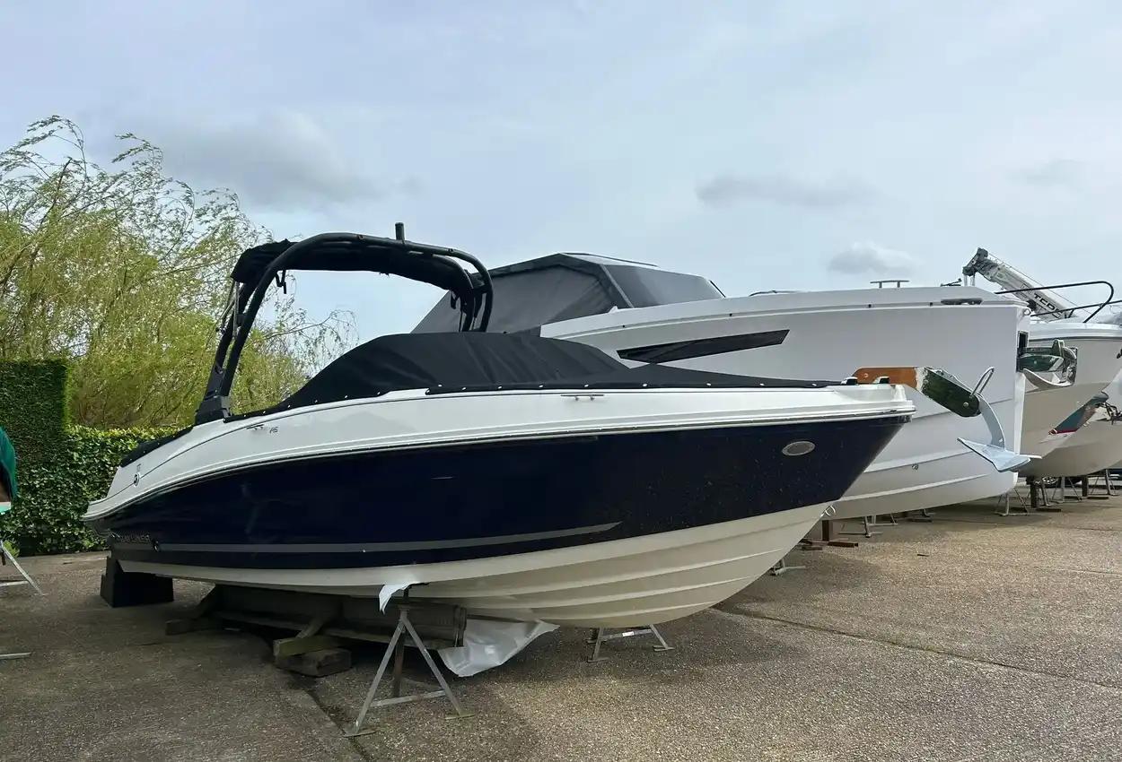 bayliner Vr6