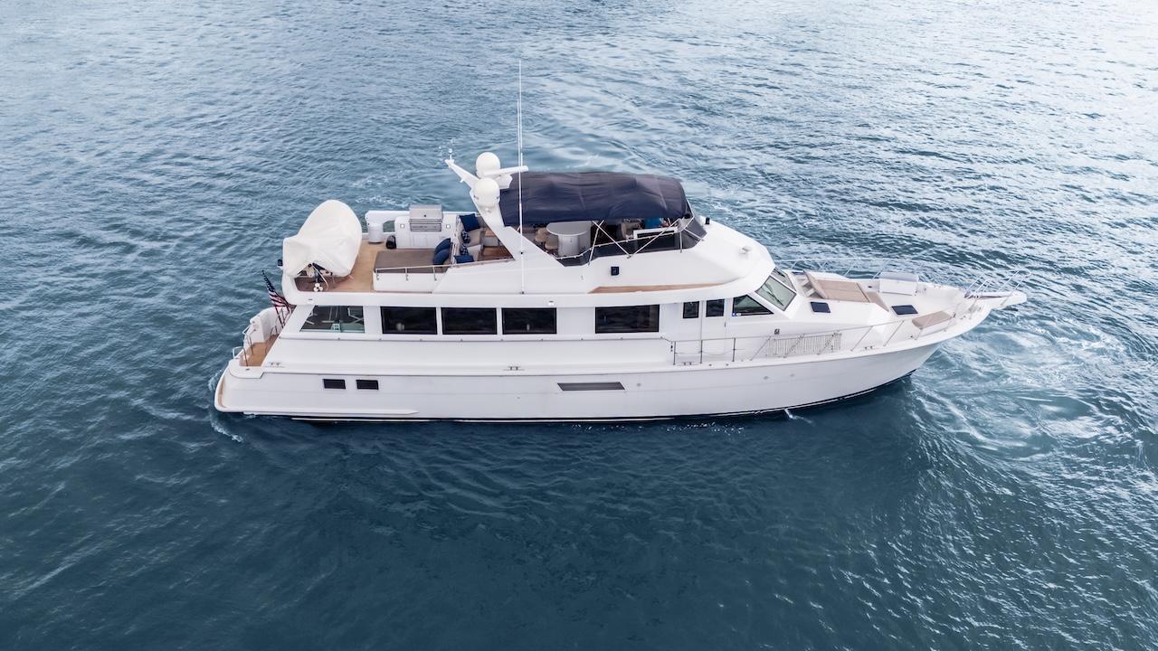 hatteras 74 Sport Deck Motor Yacht