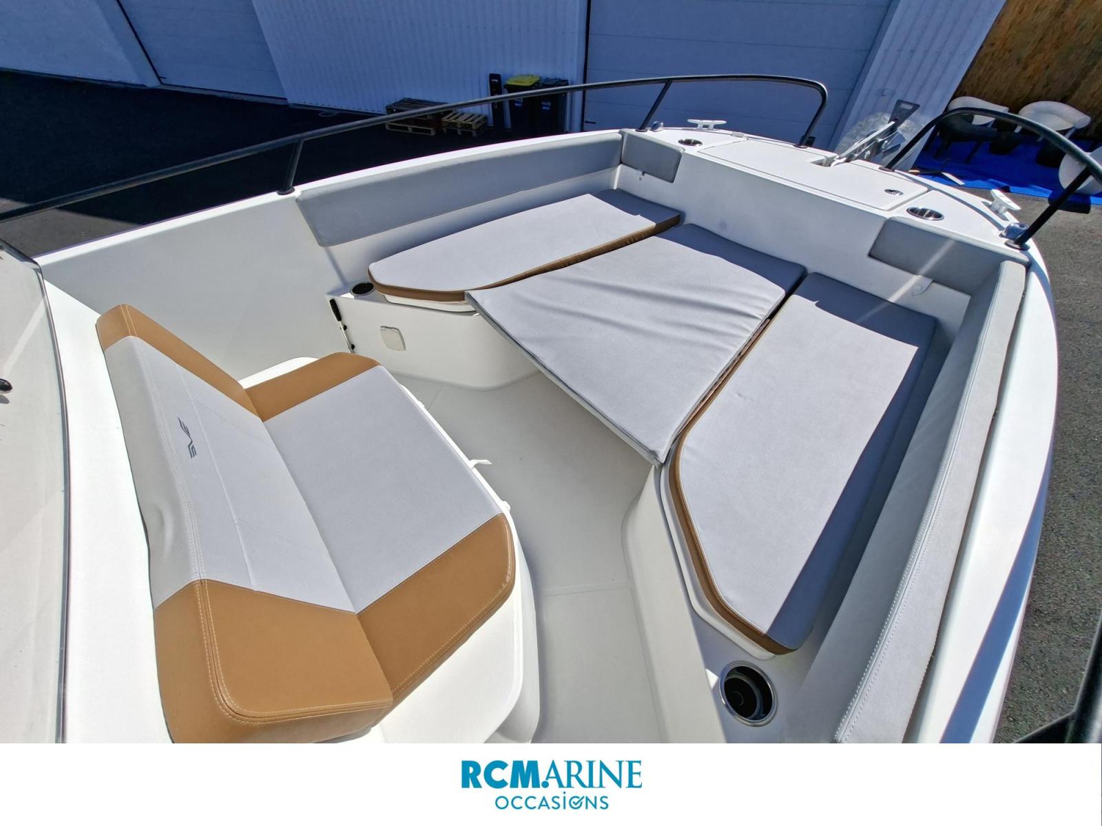 beneteau Flyer 8 spacedeck