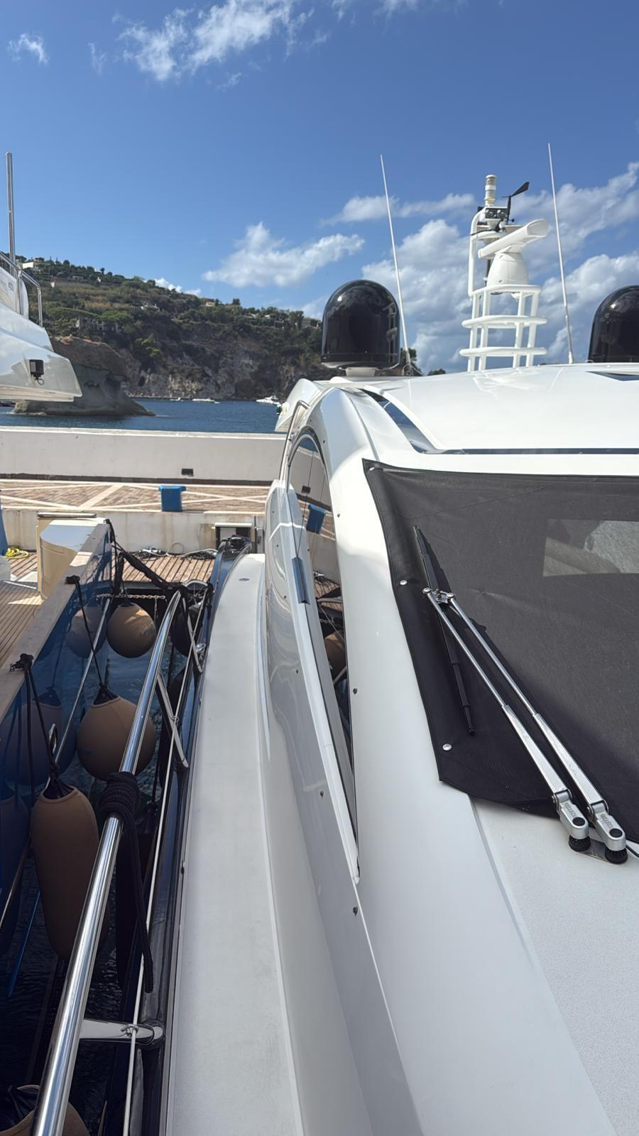 sunseeker Predator 62