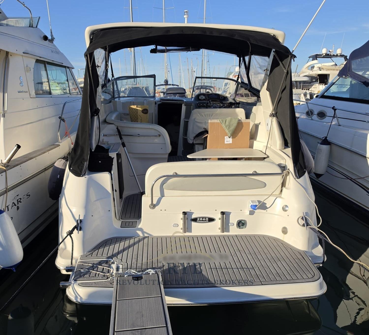 regal marine Commodore 2860