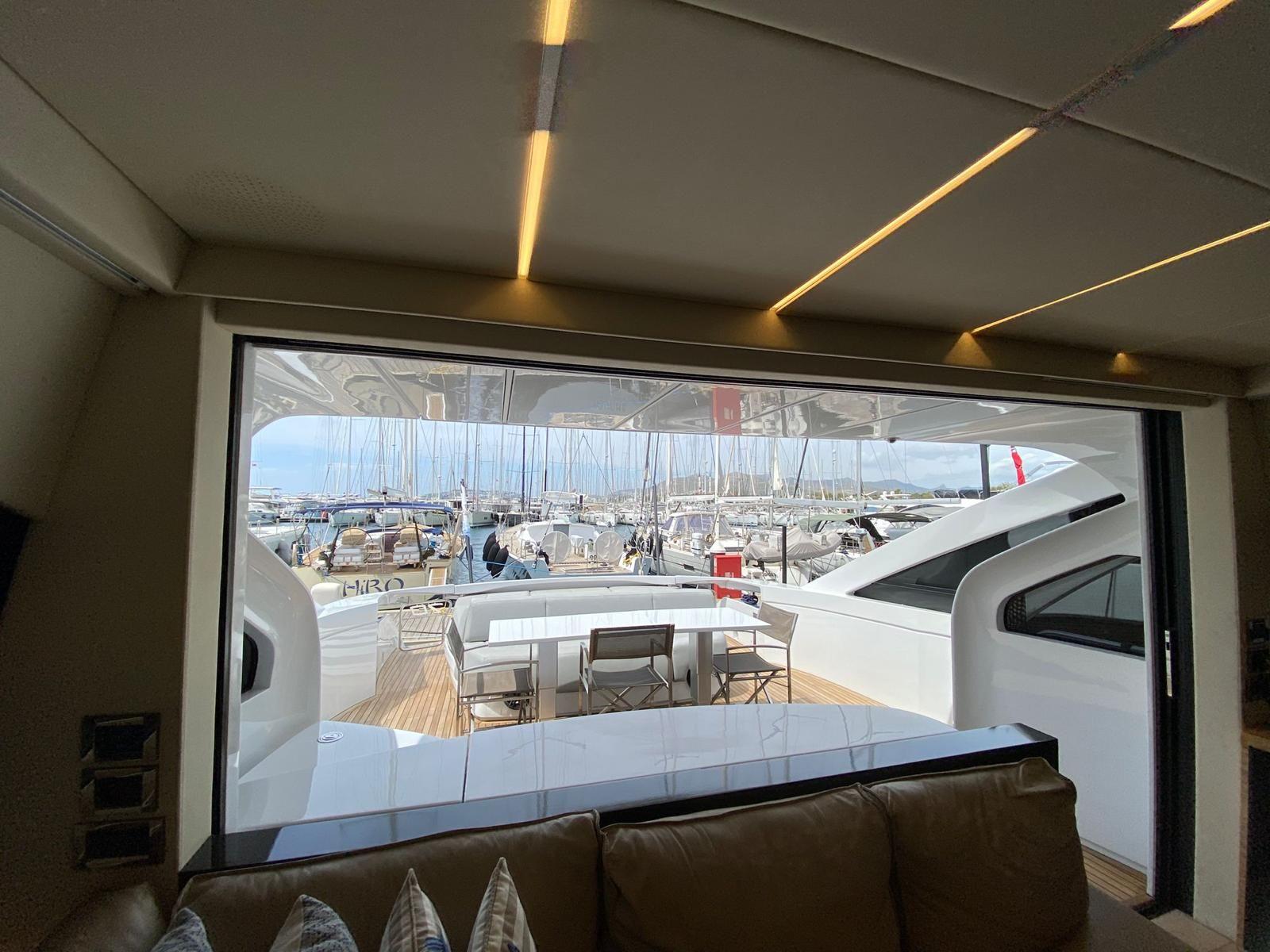 pershing 70