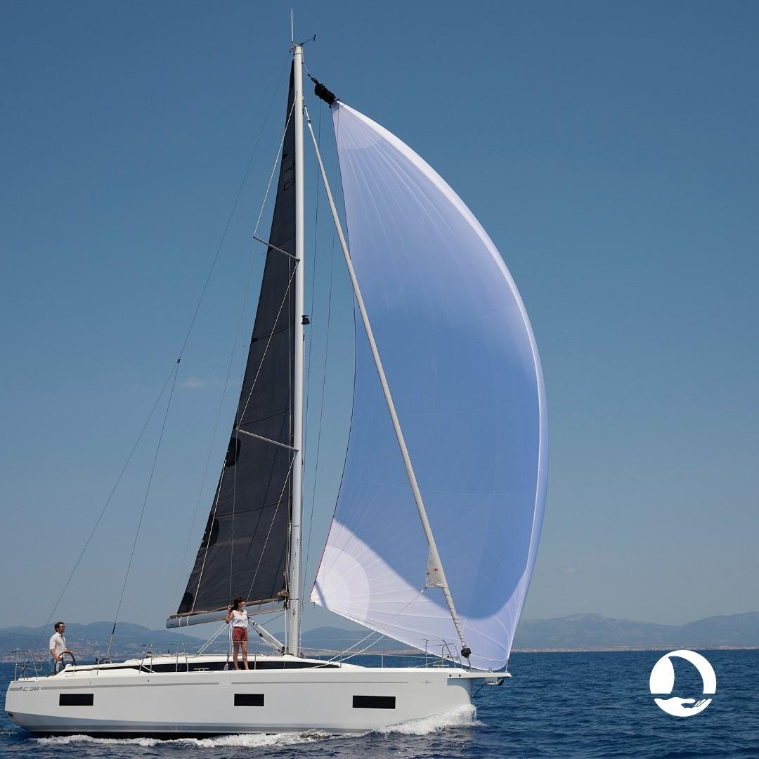 bavaria yachts C38
