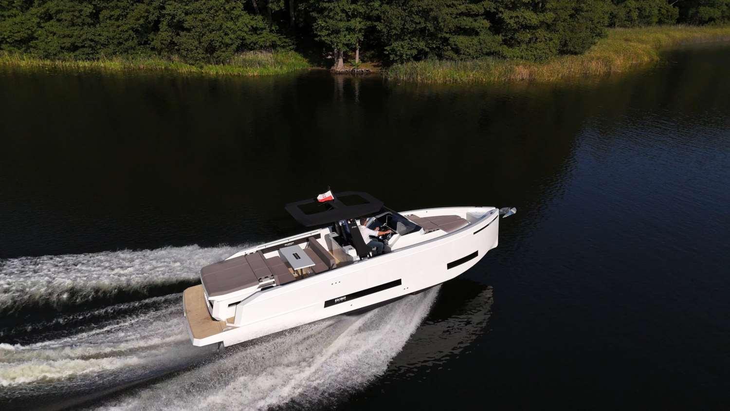 de antonio yachts D32 open