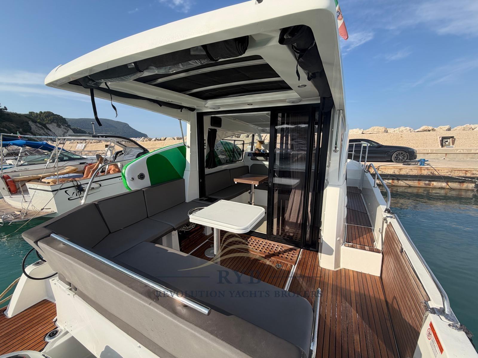 beneteau Antares 11