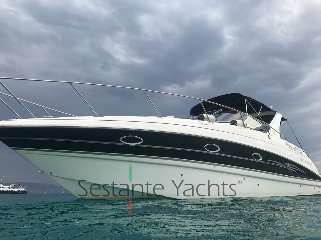 larson boats Cabrio 330