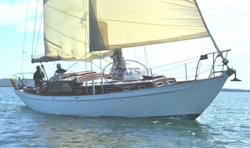 laurent giles 42' sloop