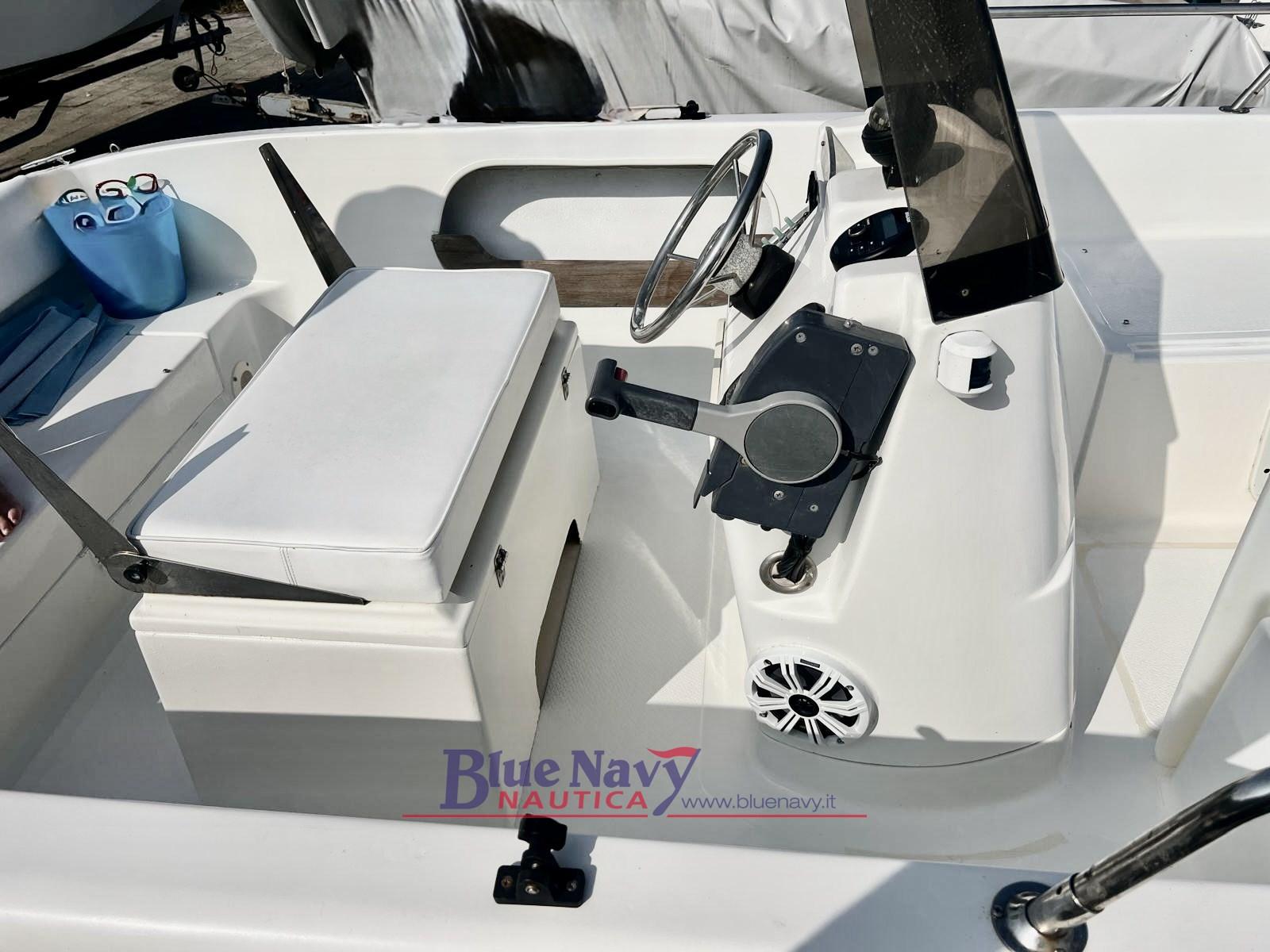 barca 5.5mt con yamaha 40/60 cv del 2010