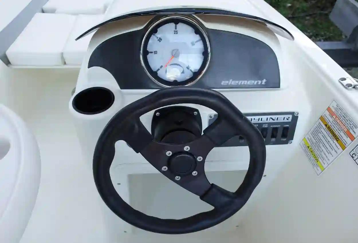 bayliner 160 element