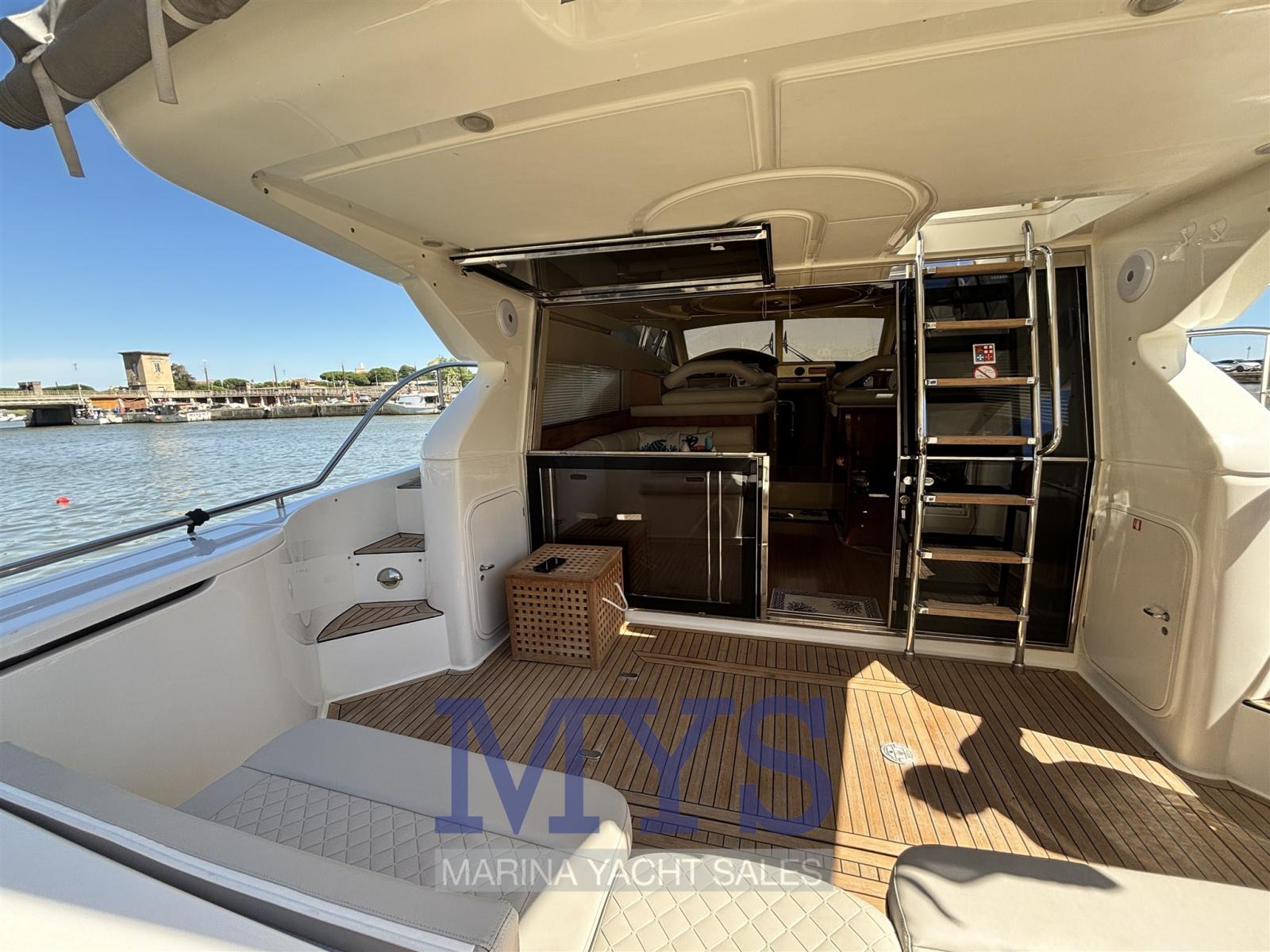 ferretti yachts Ferretti 430 fly limited