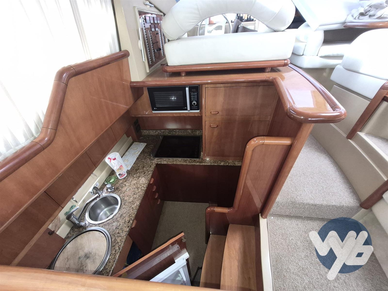 ferretti yachts 53