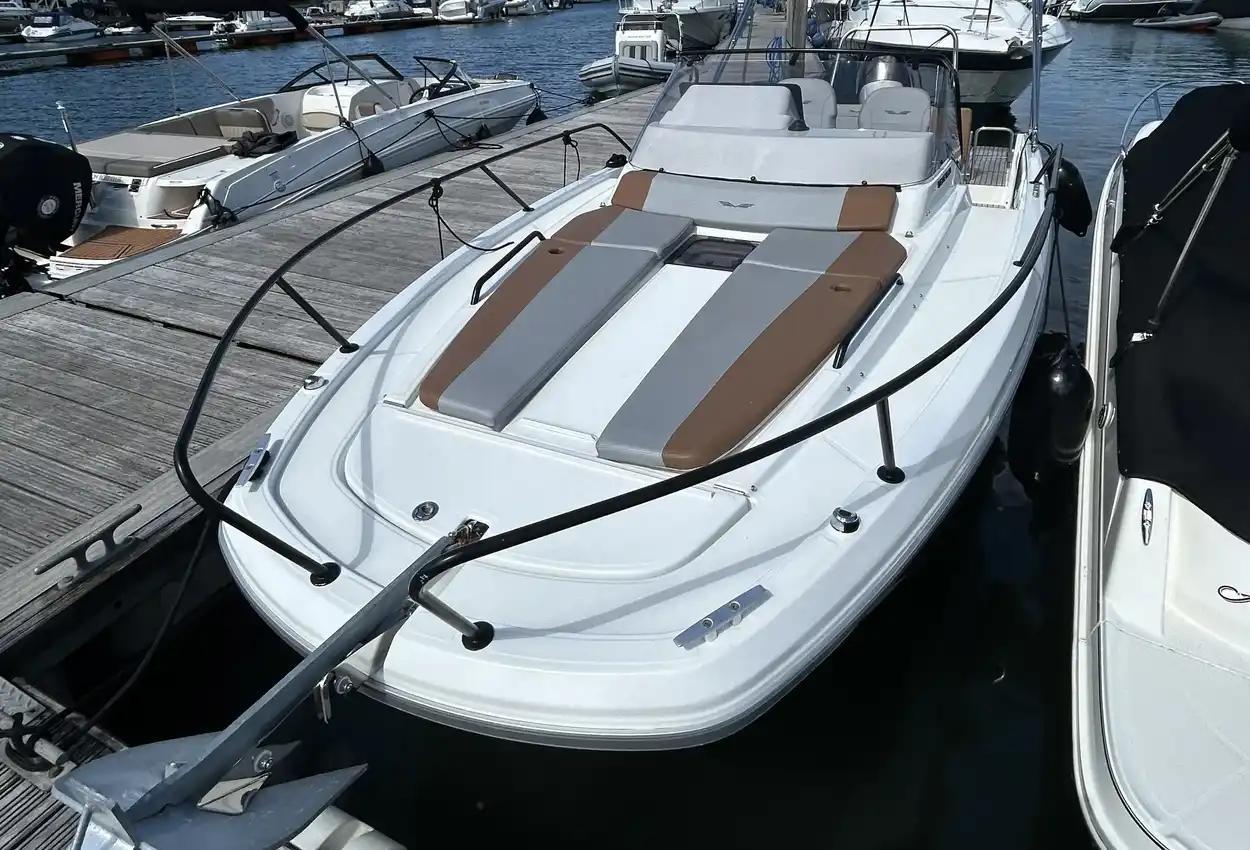 beneteau Flyer 8 sundeck