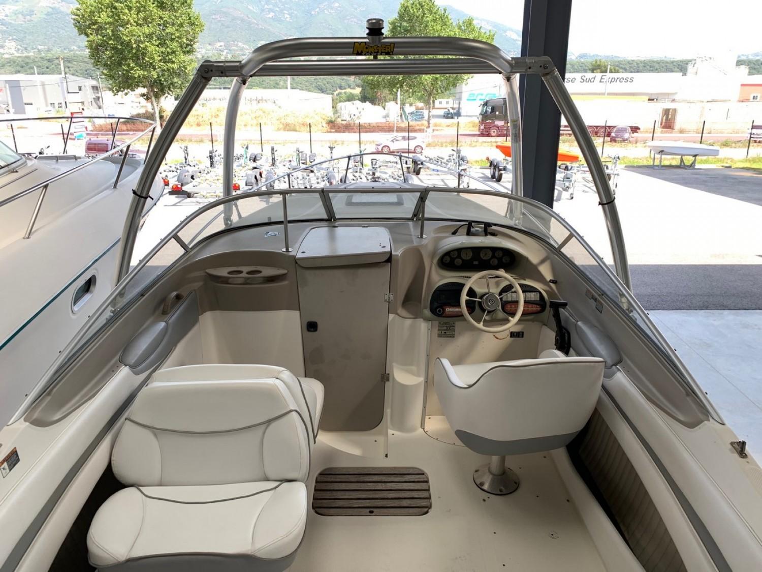 bayliner Capri 2352