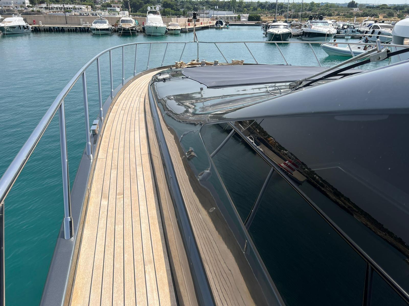 overmarine Mangusta 92