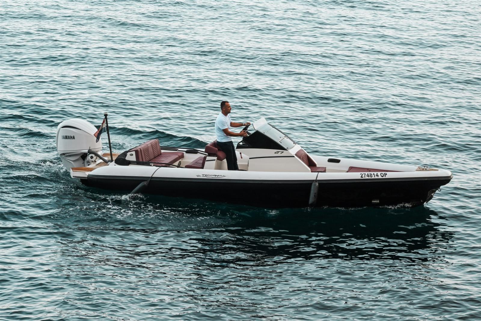 technohull Gt7