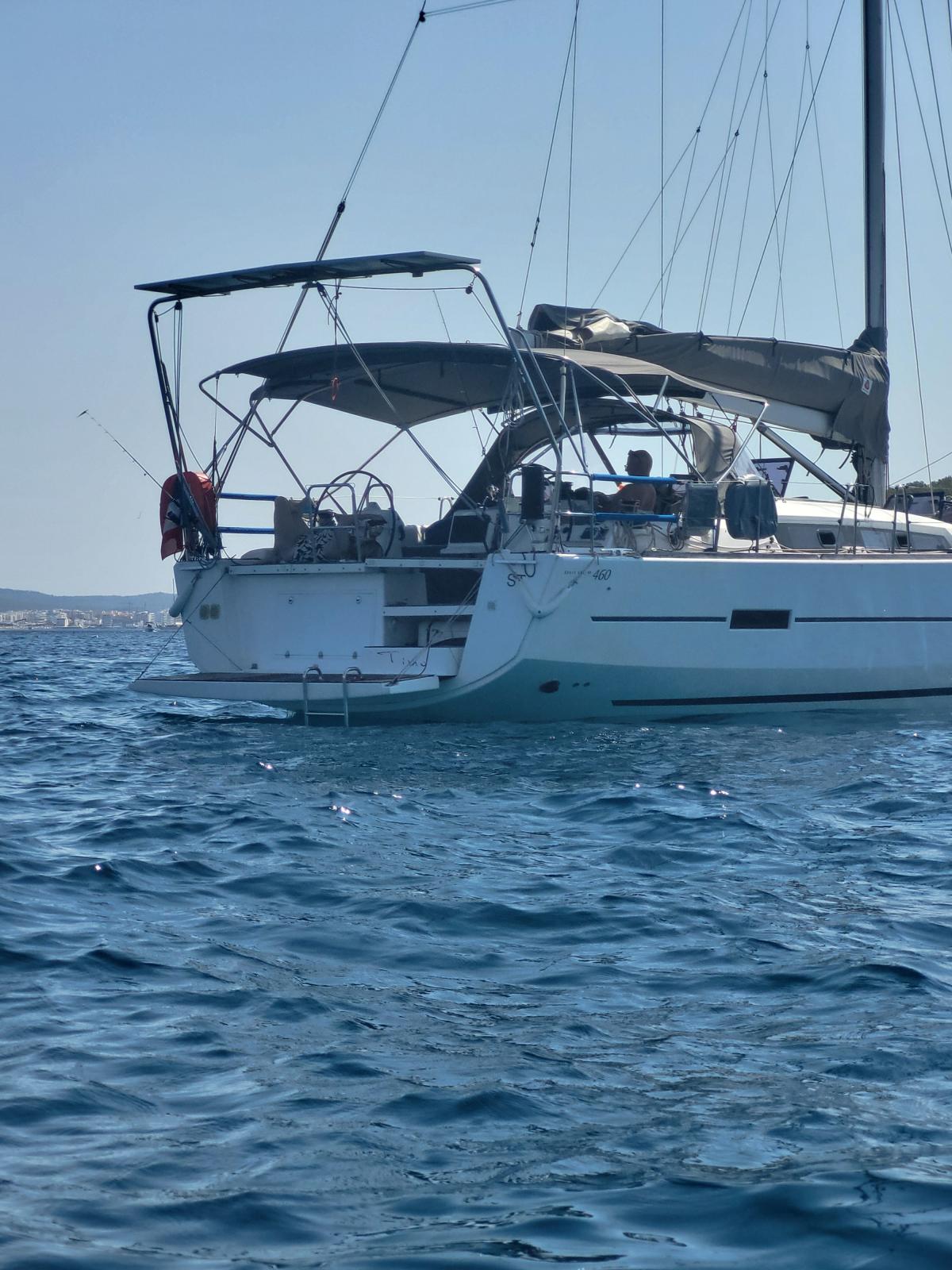 dufour 460