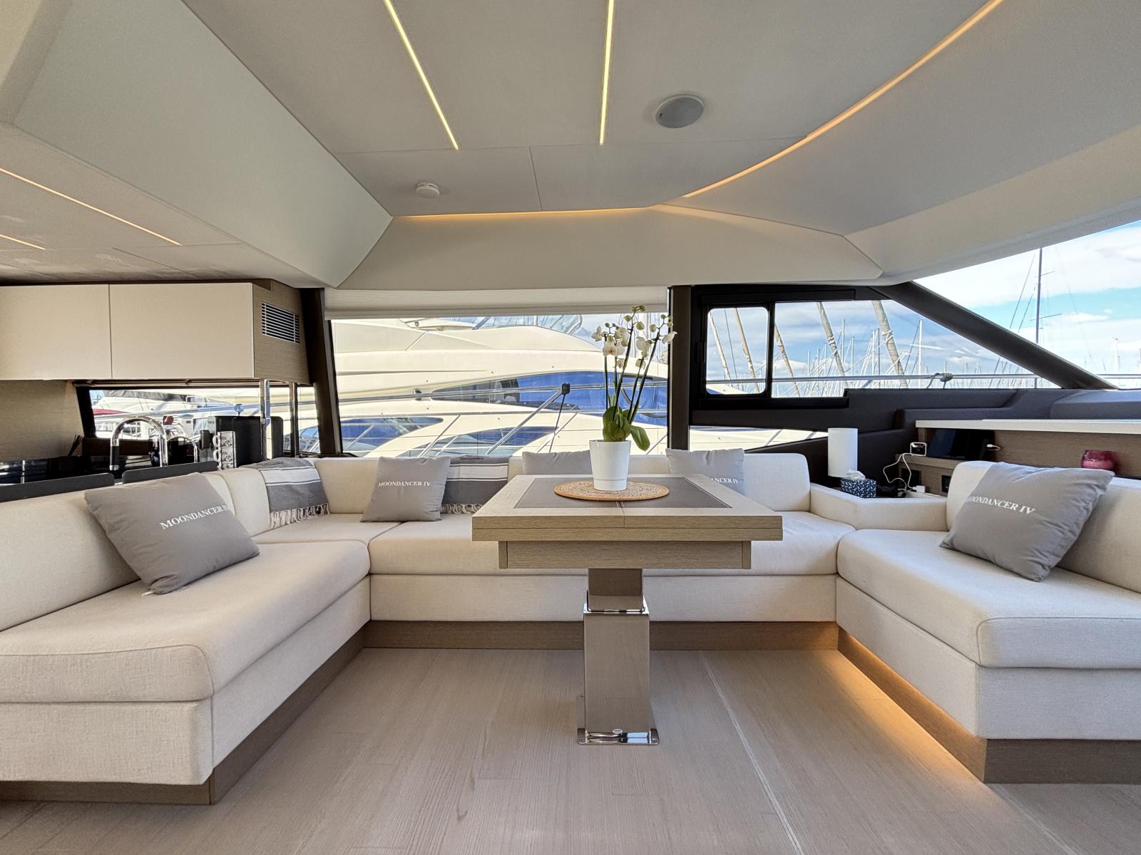 jeanneau Prestige 590 fly