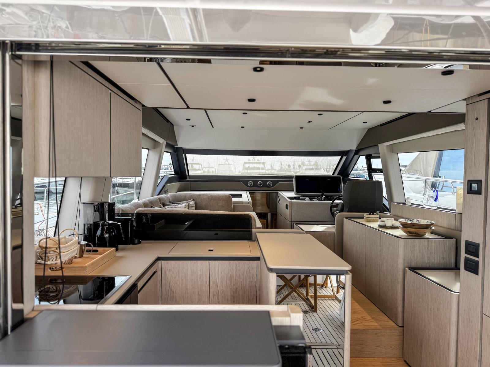 ferretti yachts 580