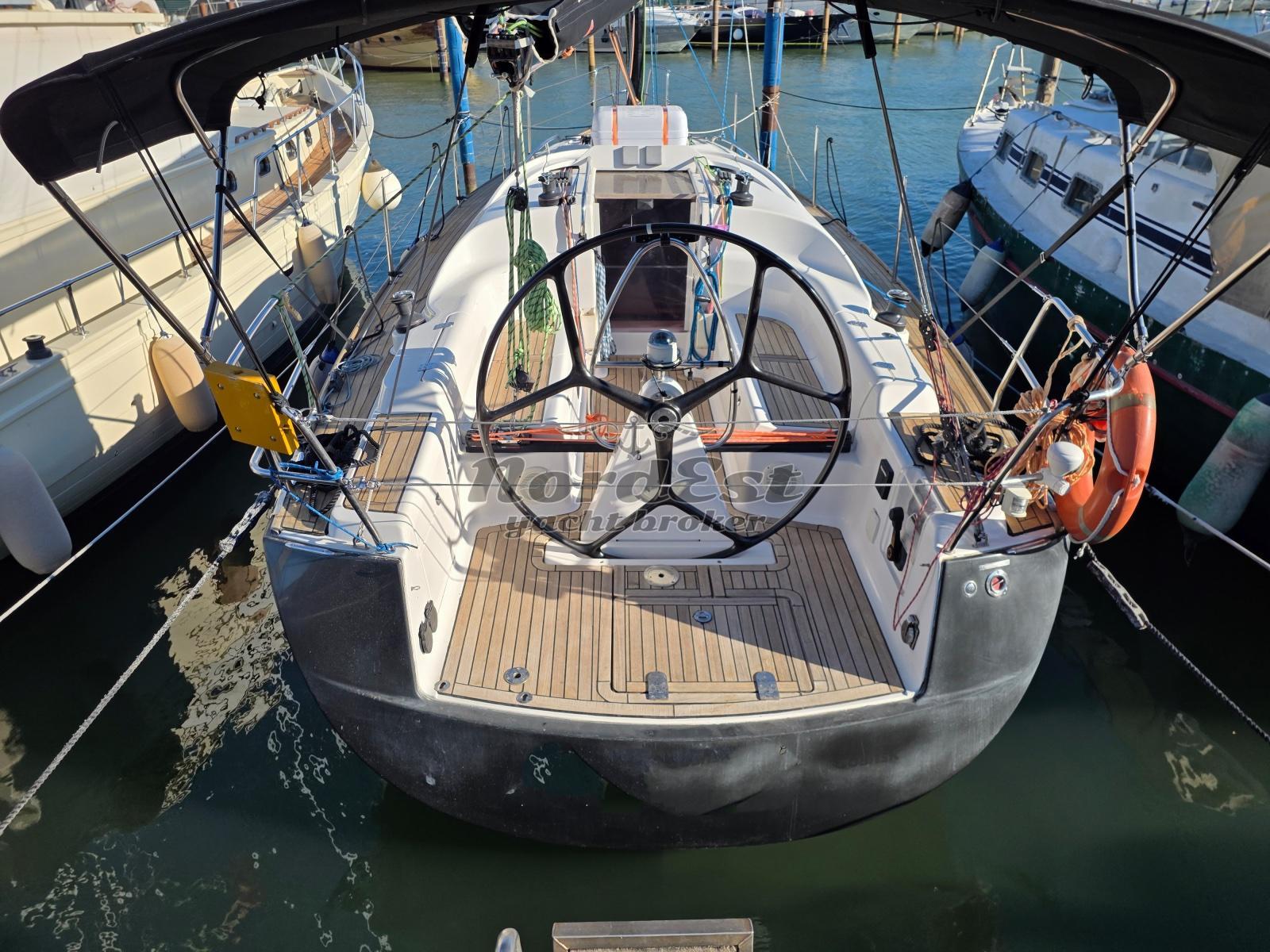 Salona 34