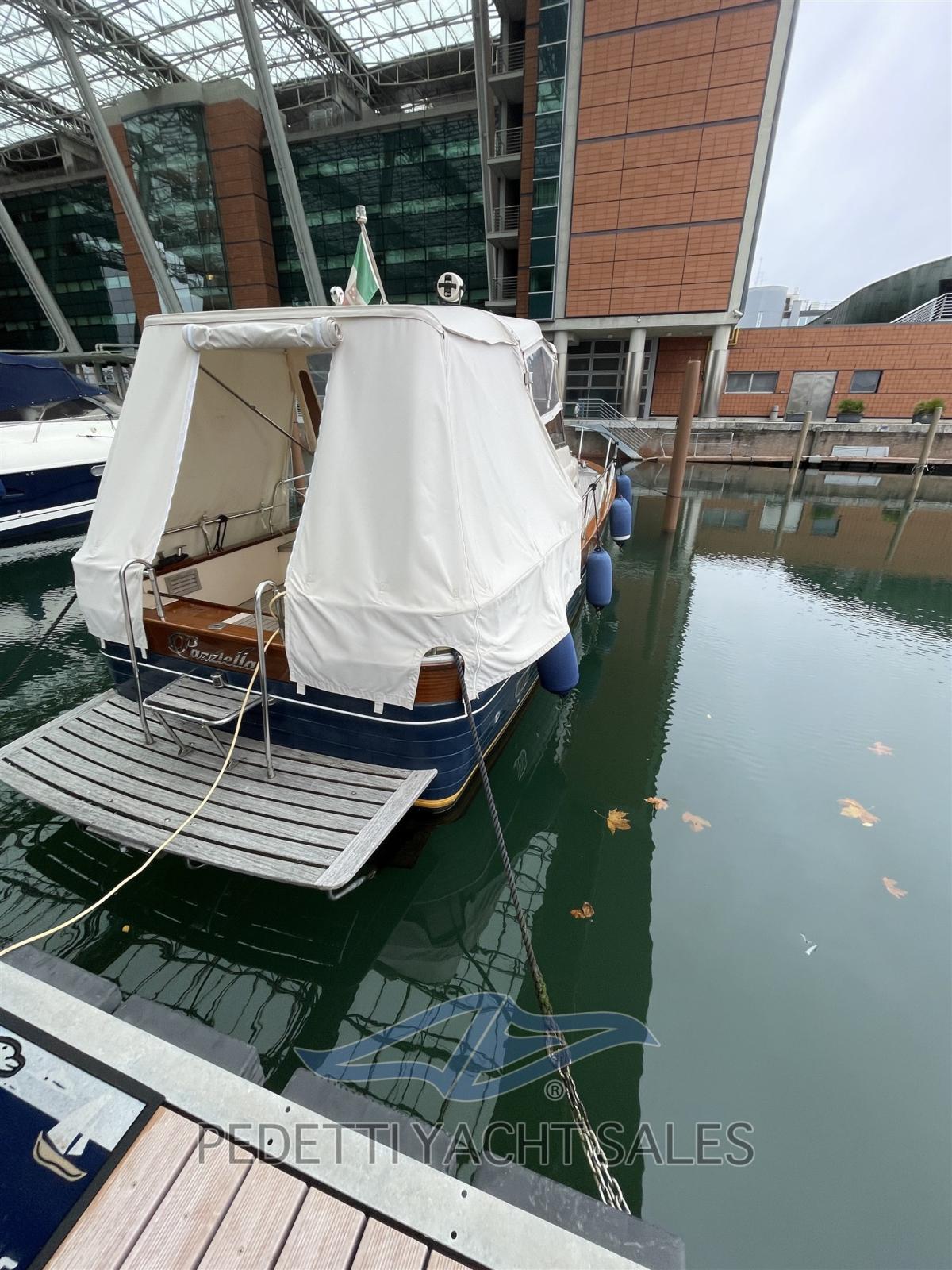 izzo mare Southwind 2000