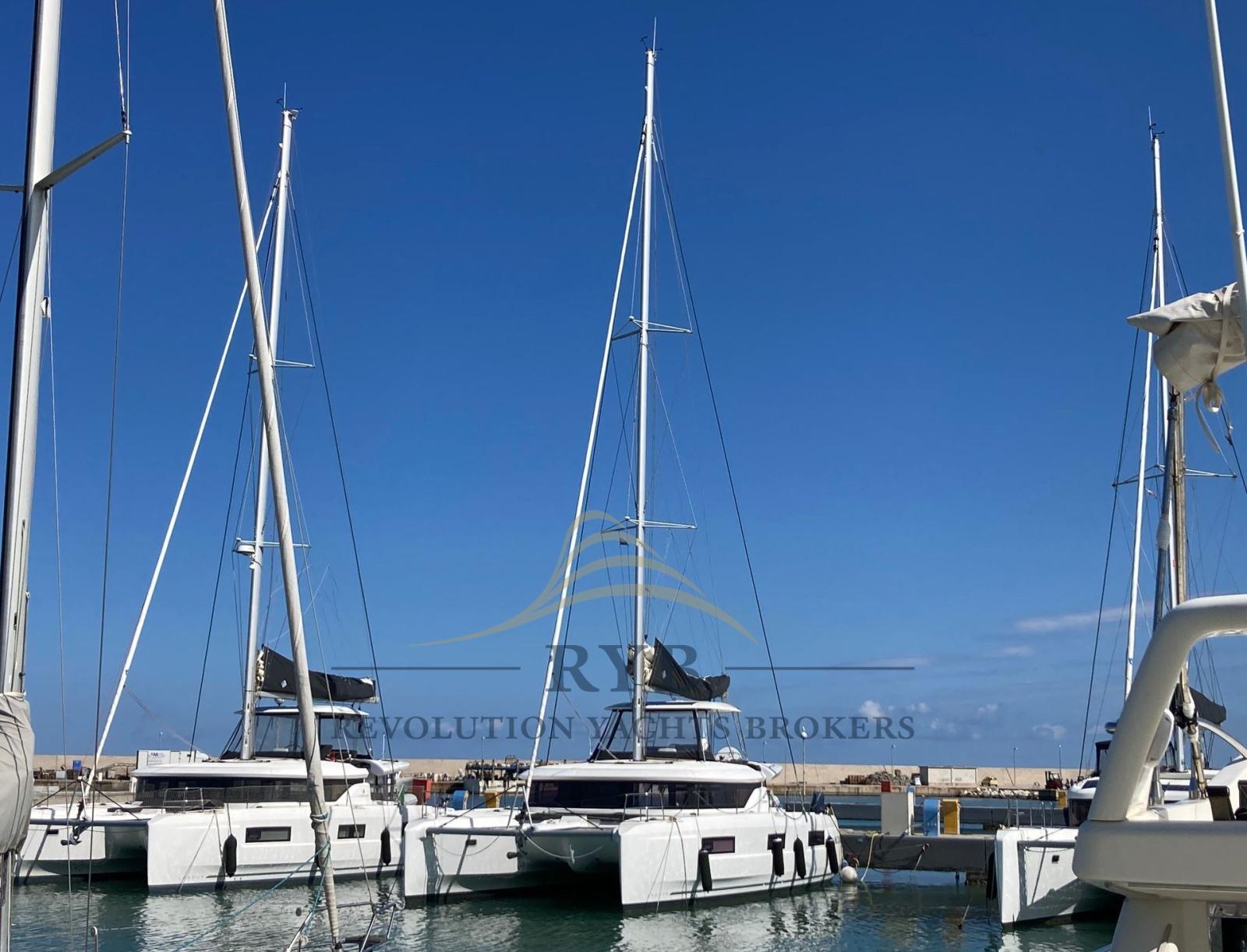 lagoon 46