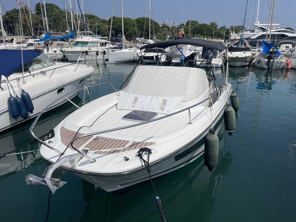 jeanneau Cap camarat 7.5 wa série 3
