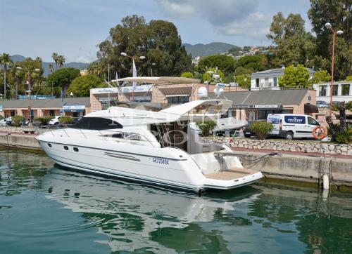 Princess yachts 56 fly