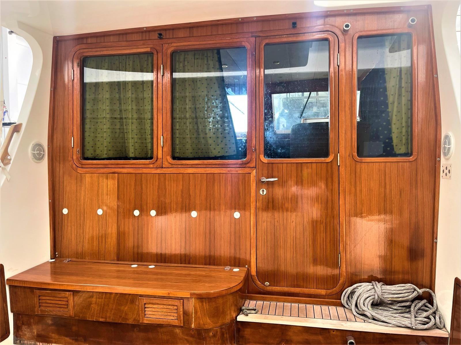 cantieri estensi 440 goldstar fly