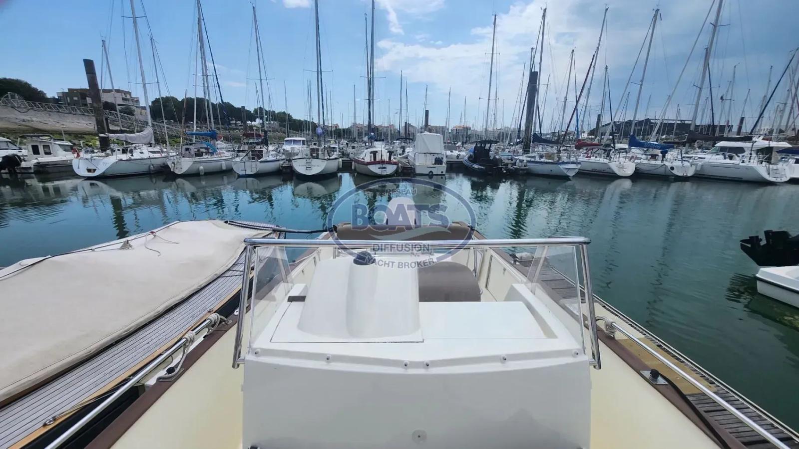 rhea marine Rhea 23 open avec remorque