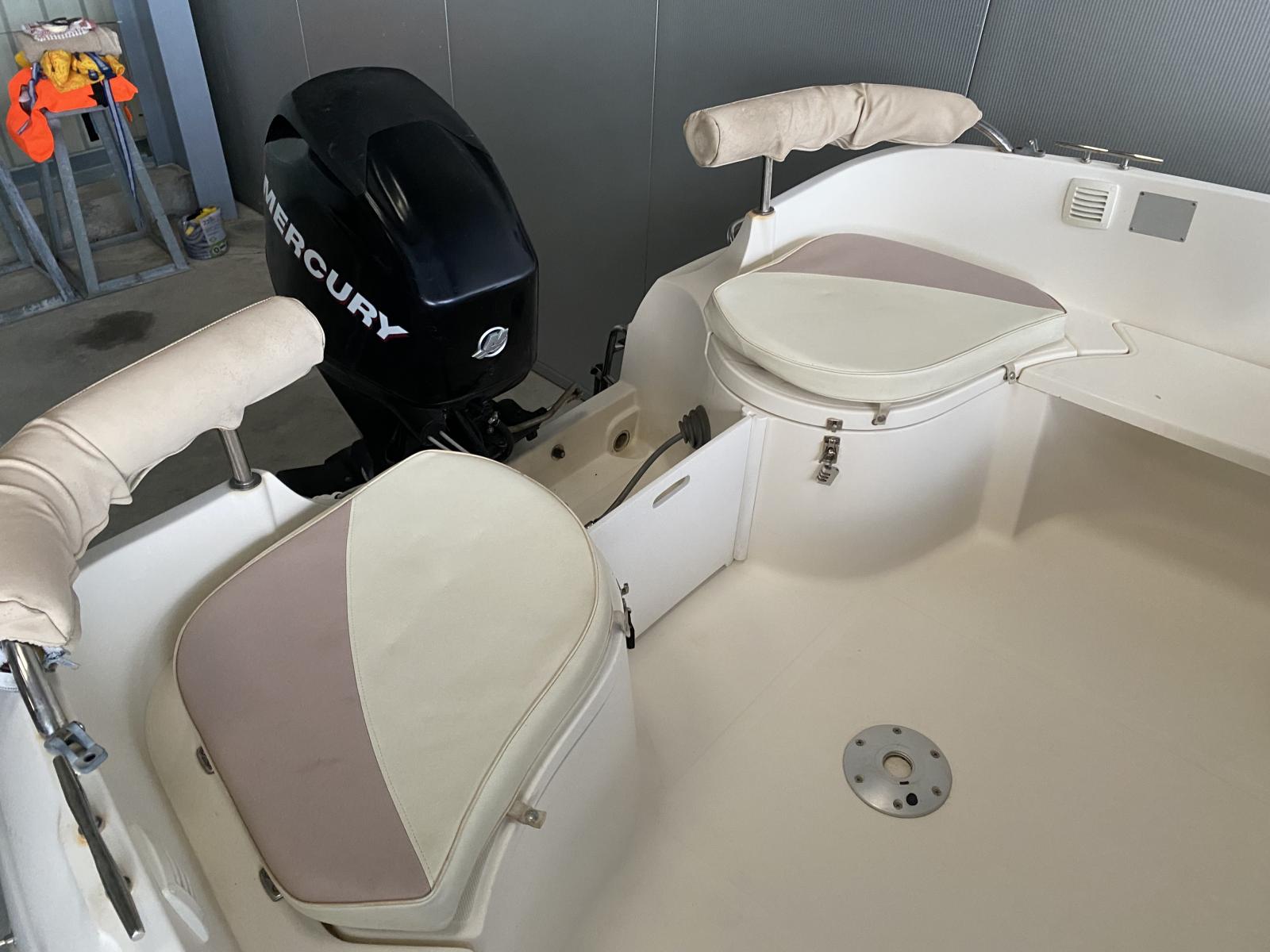 quicksilver Active 470