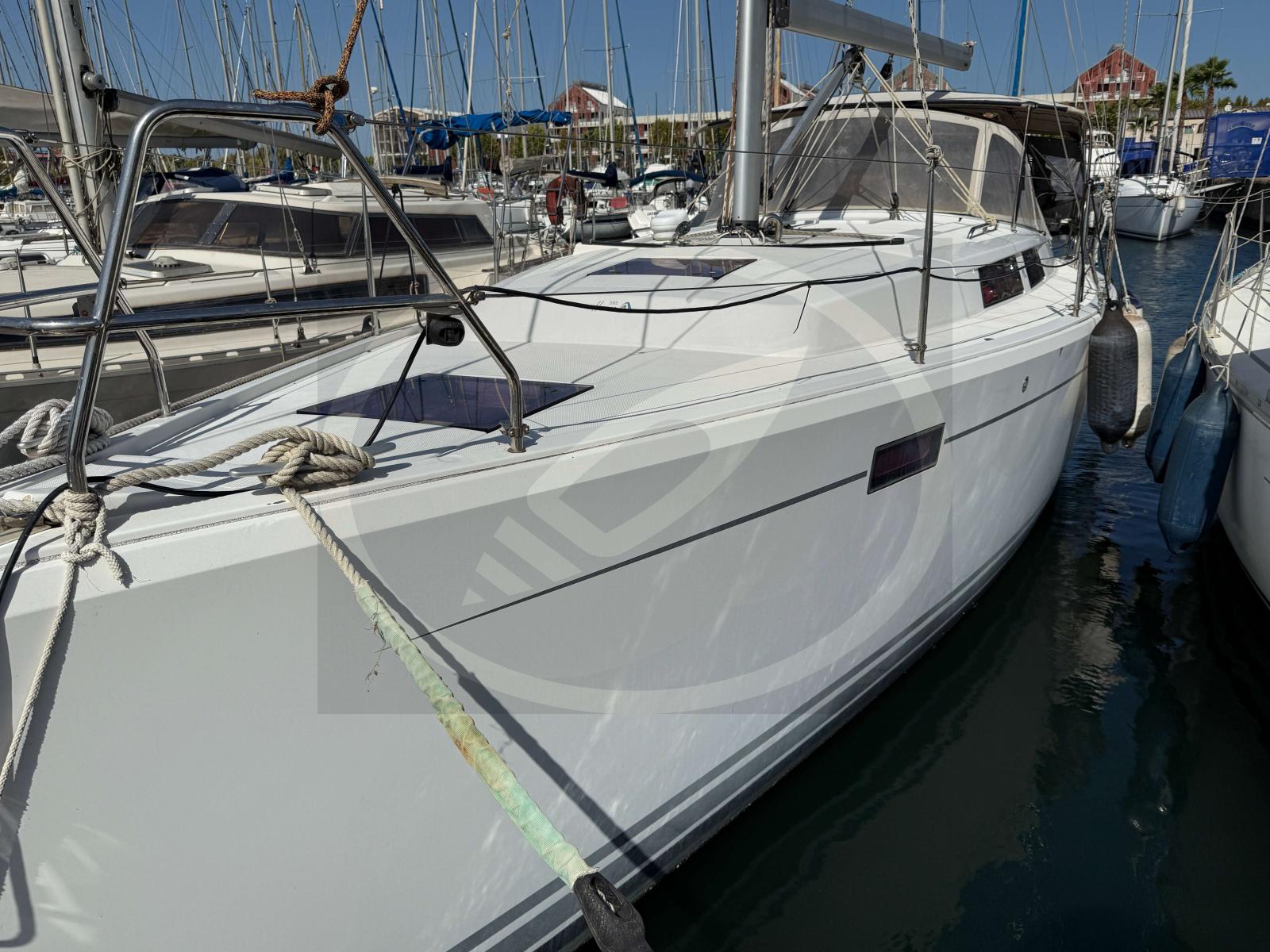 hanse 385