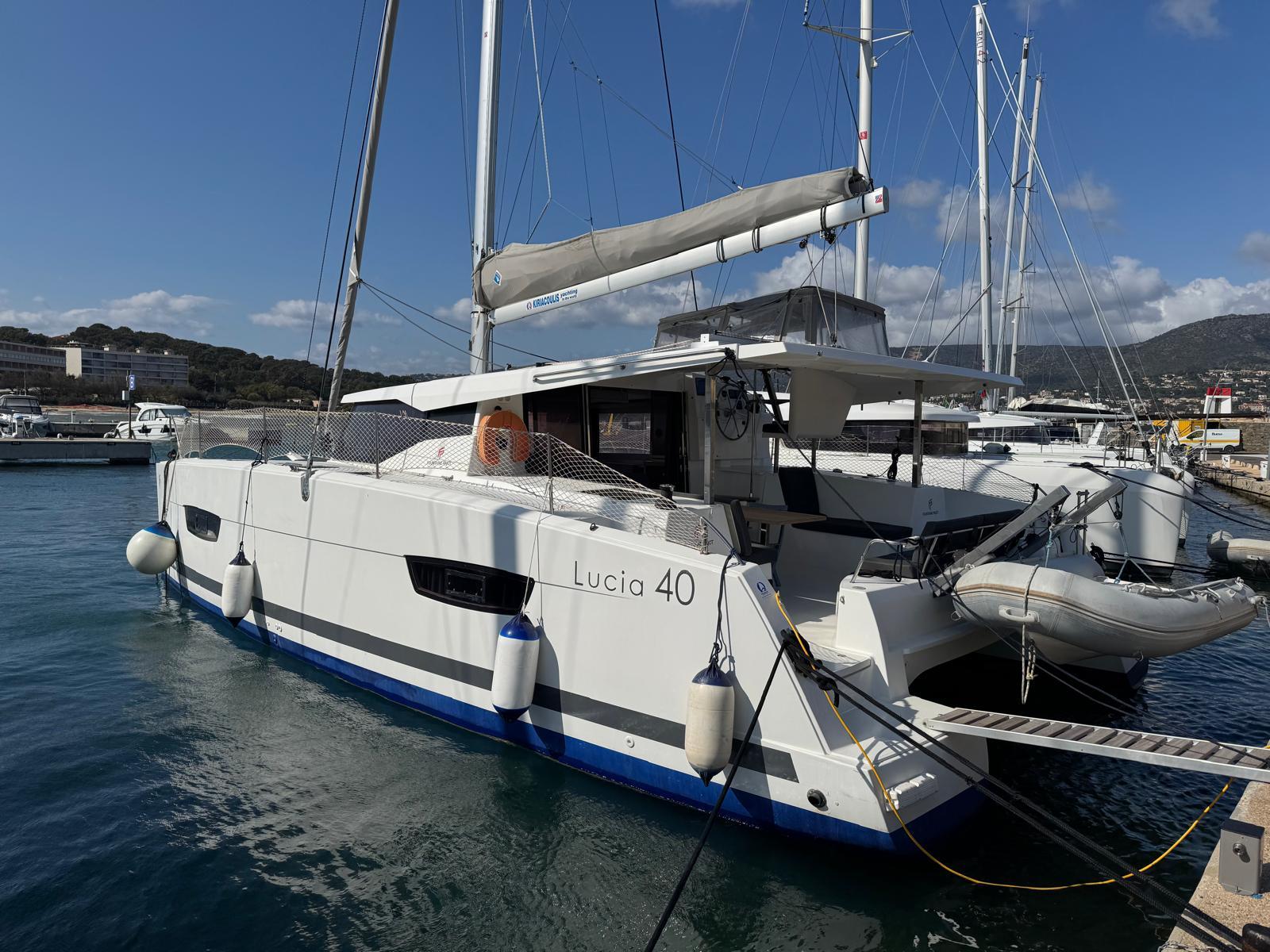 fountaine pajot Lucia 40