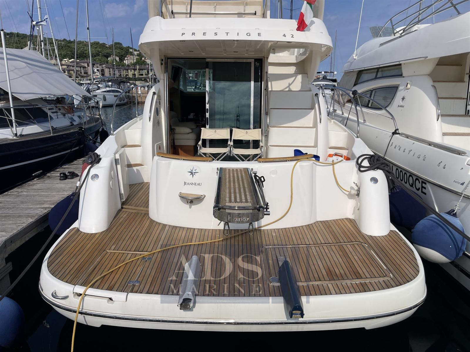 jeanneau Prestige 42 fly