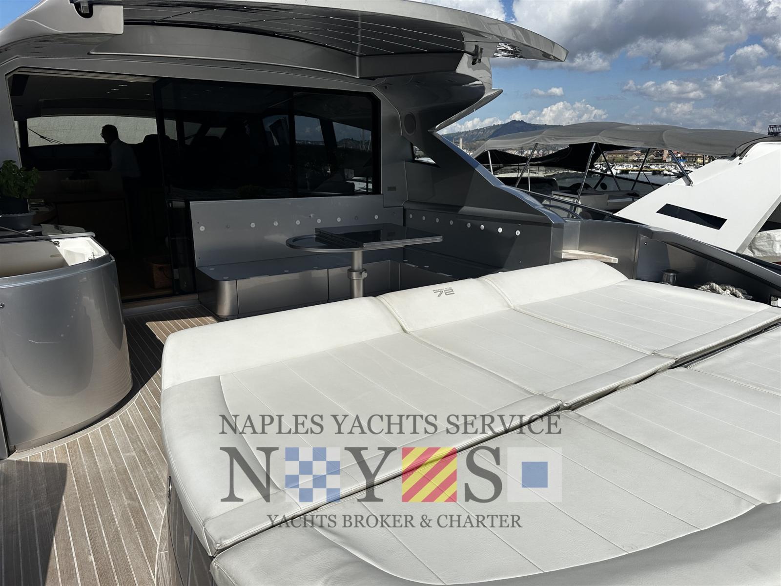 pershing 72