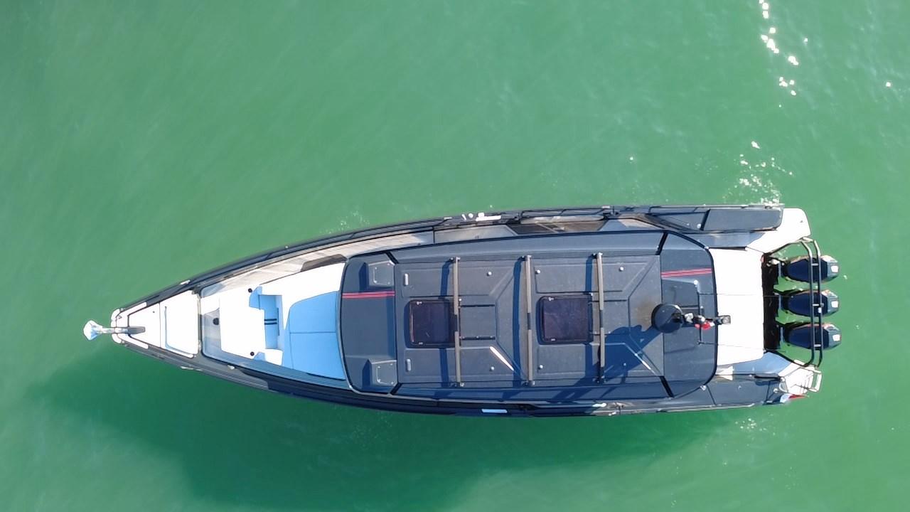 brabus marine Shadow 1200 xc cross cabin