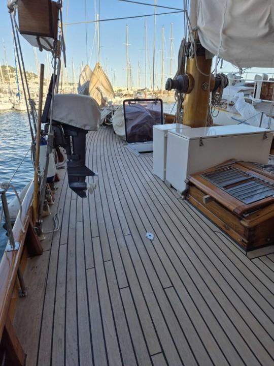 white brothers custom Lloyds 18 a1 class