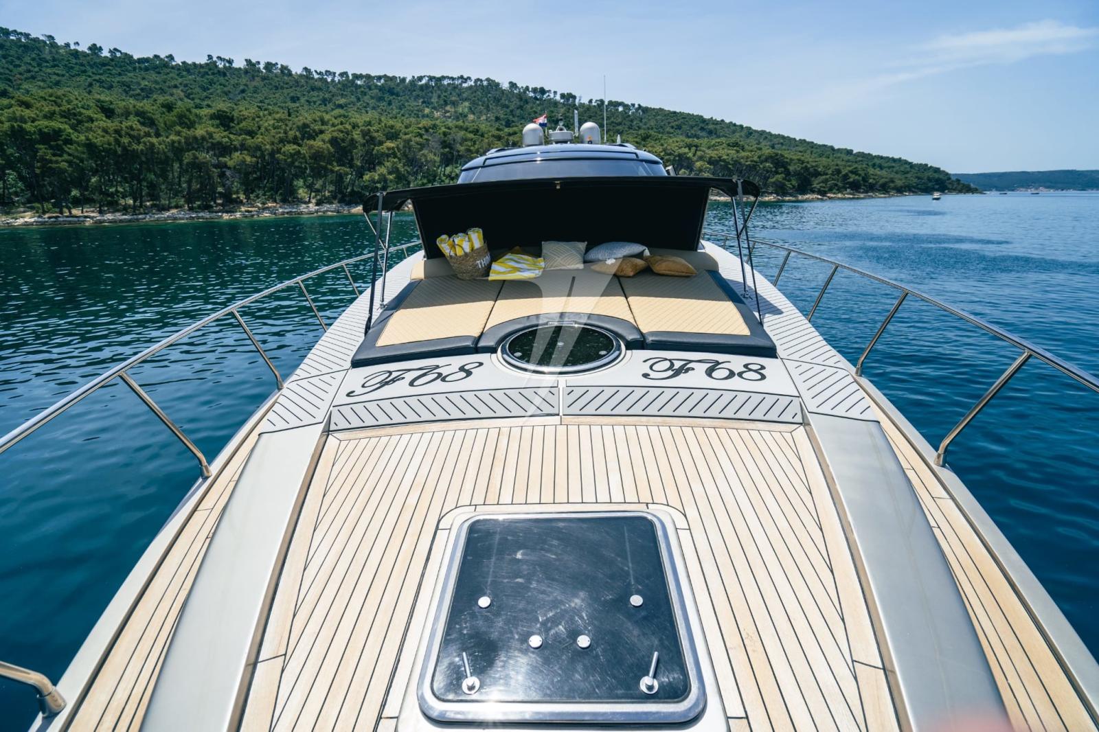 fashion yachts 68