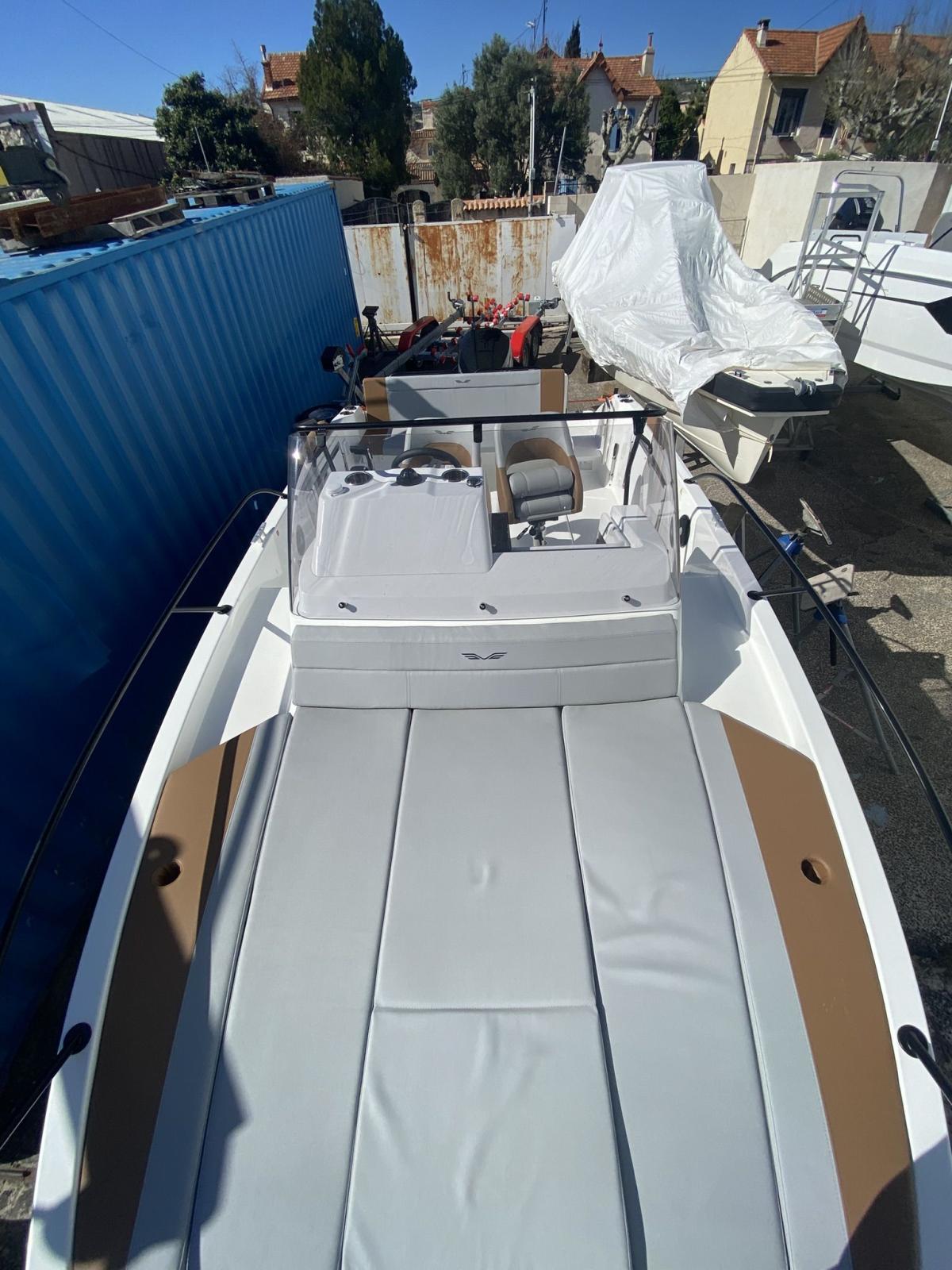 beneteau Flyer 7 sundeck