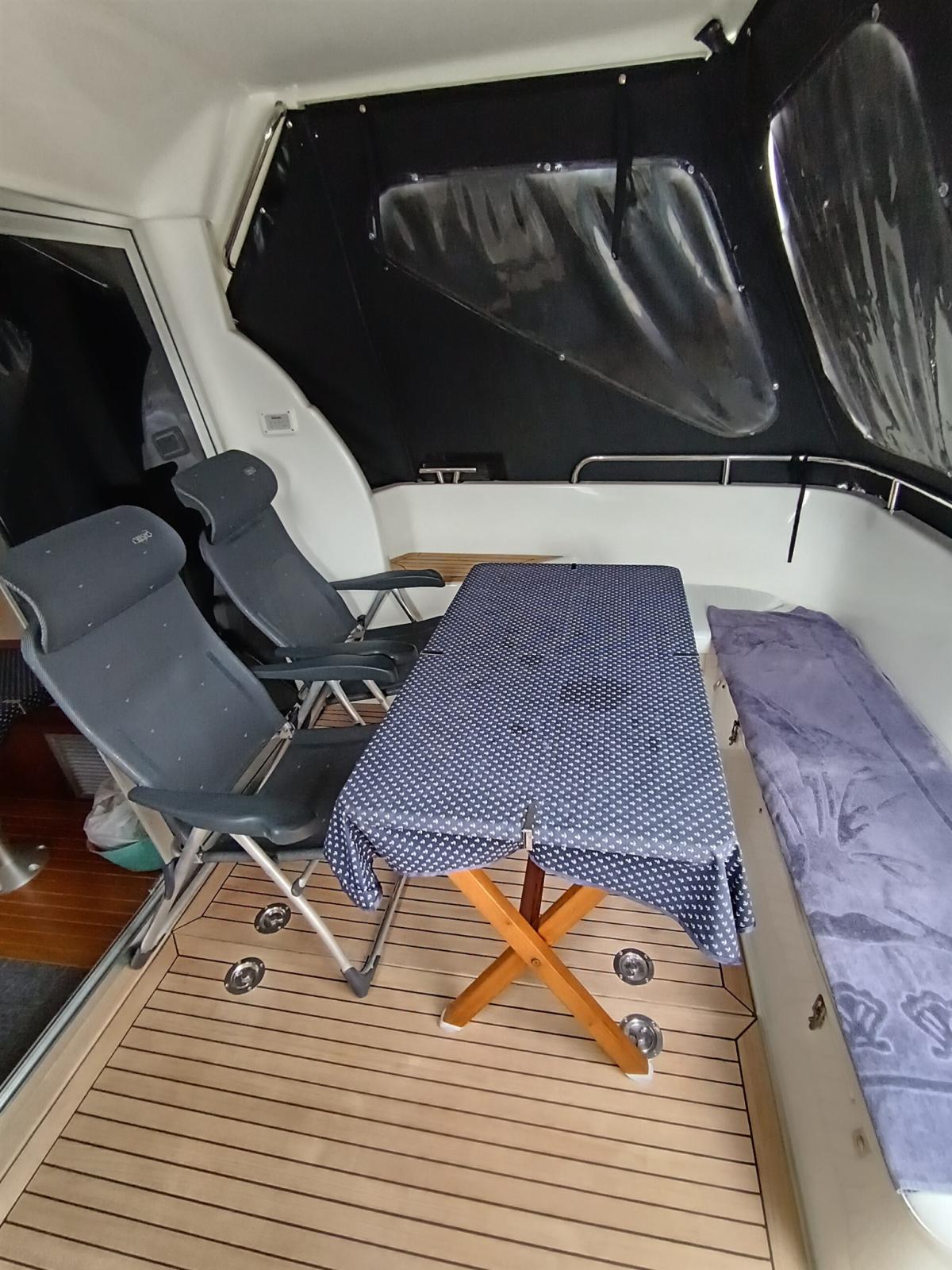 galeon 380 fly