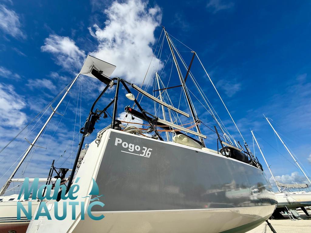 pogo structures 36