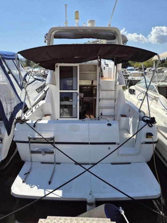 bayliner 2858