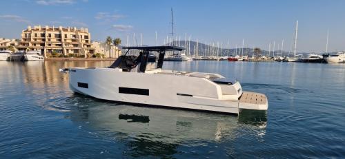 De antonio yachts 42