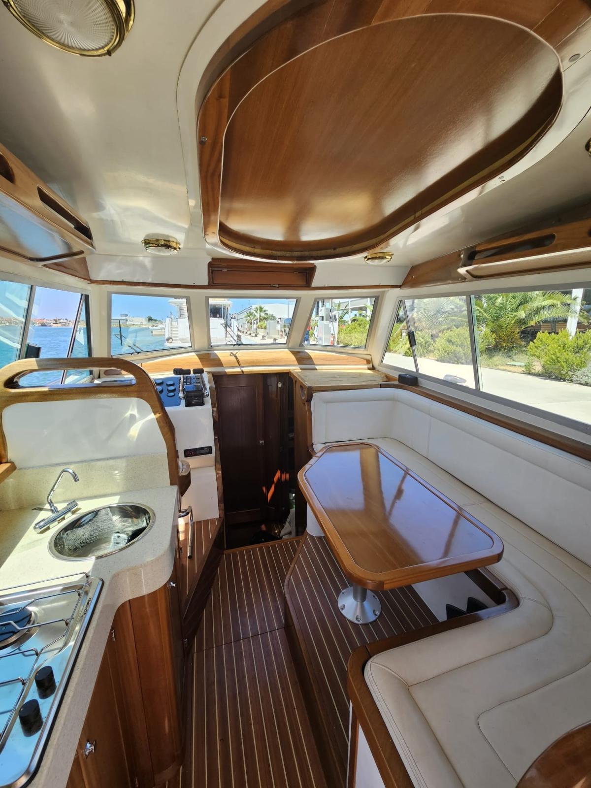 Coronet Coronet 32