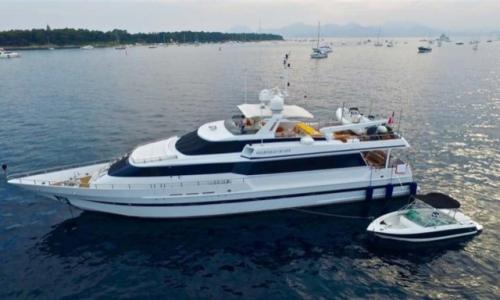 Heesen 30 m